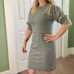 H&M Houndstooth Shift Dress